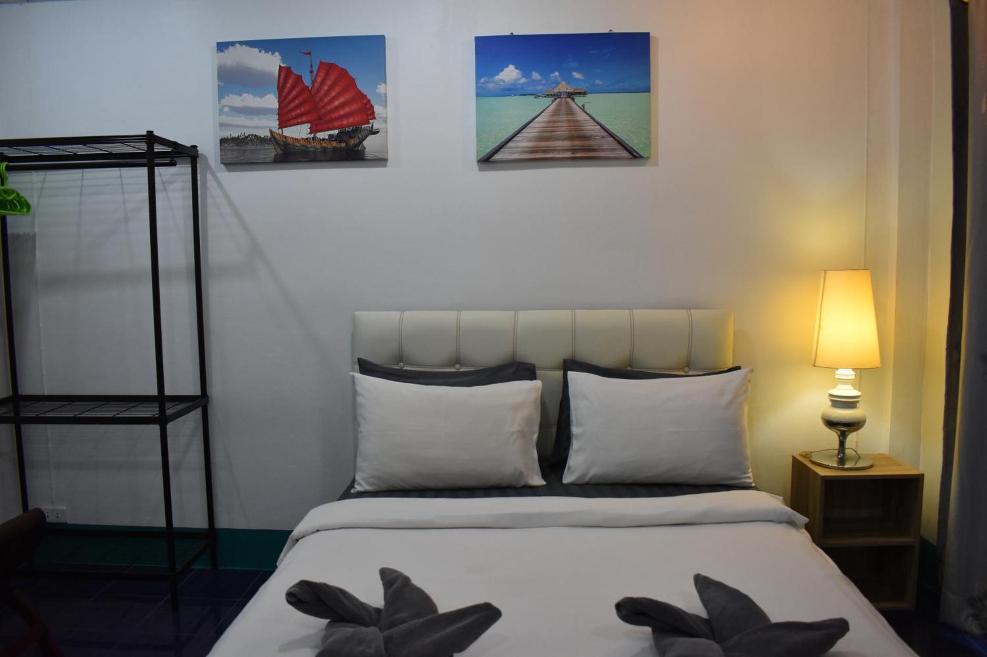 Karon サラ ブア ルーム カロン Bed & Breakfast エクステリア 写真