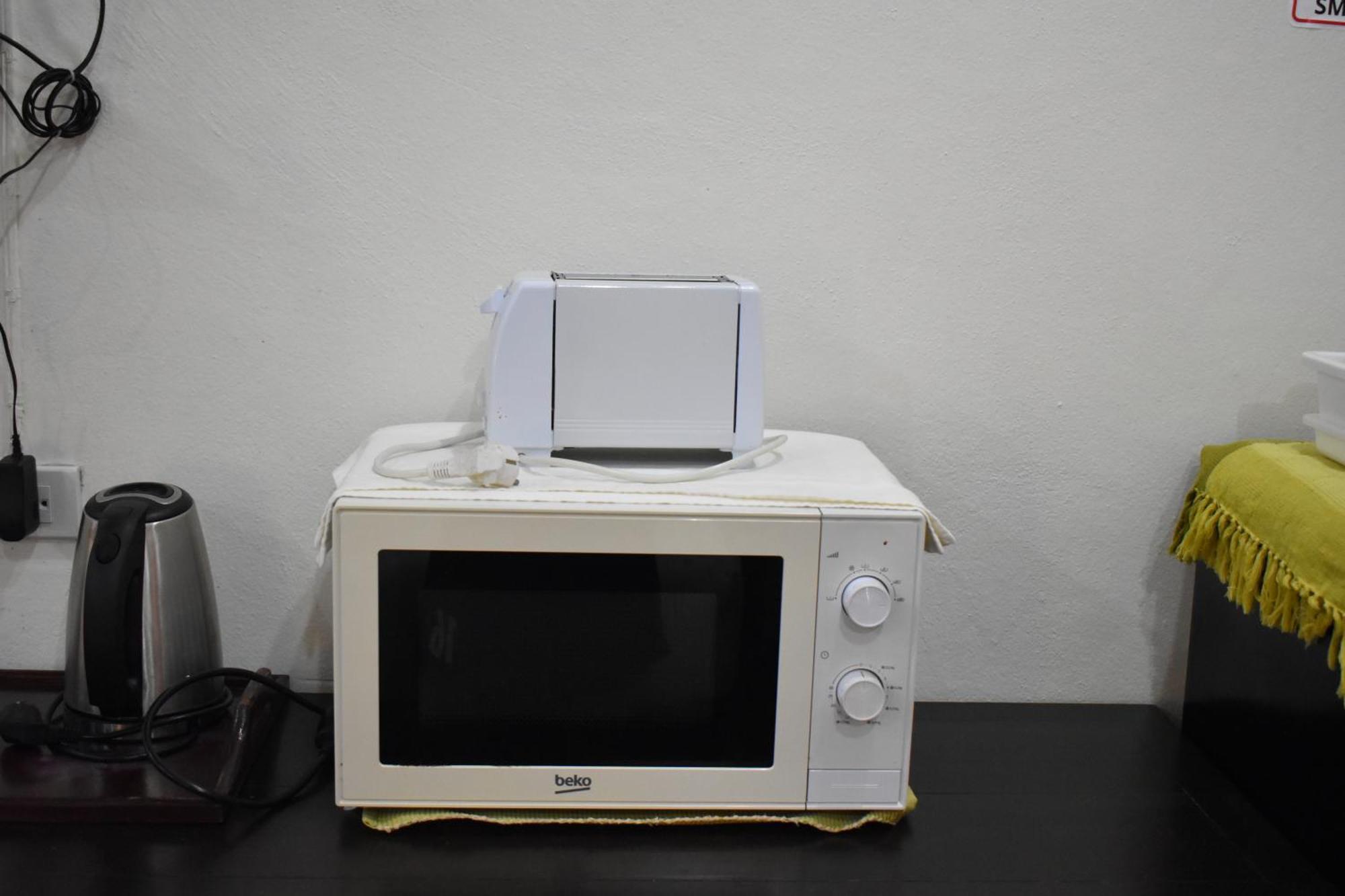 Karon サラ ブア ルーム カロン Bed & Breakfast エクステリア 写真